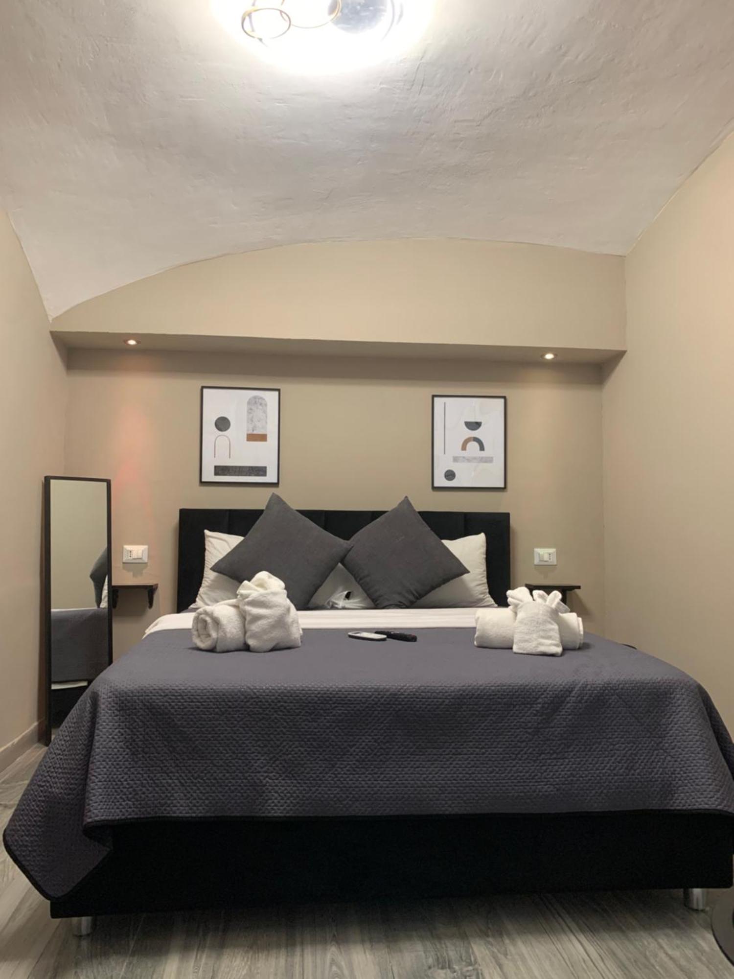 Pendino Rooms เนเปิลส์ ภายนอก รูปภาพ